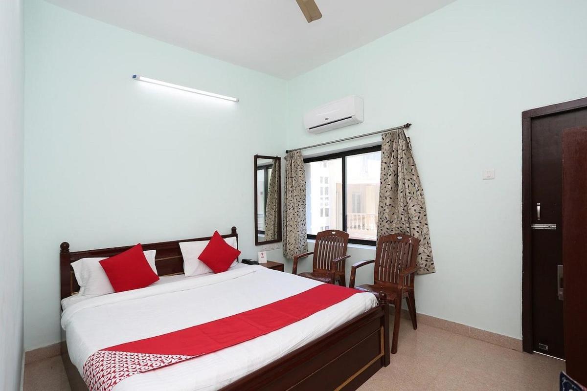 Hotel Lovely Inn ! Puri Пури Экстерьер фото